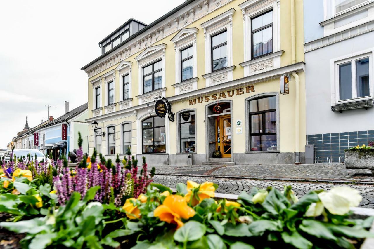 Konditorei Muessauer Waidhofen an der Thaya Exterior foto